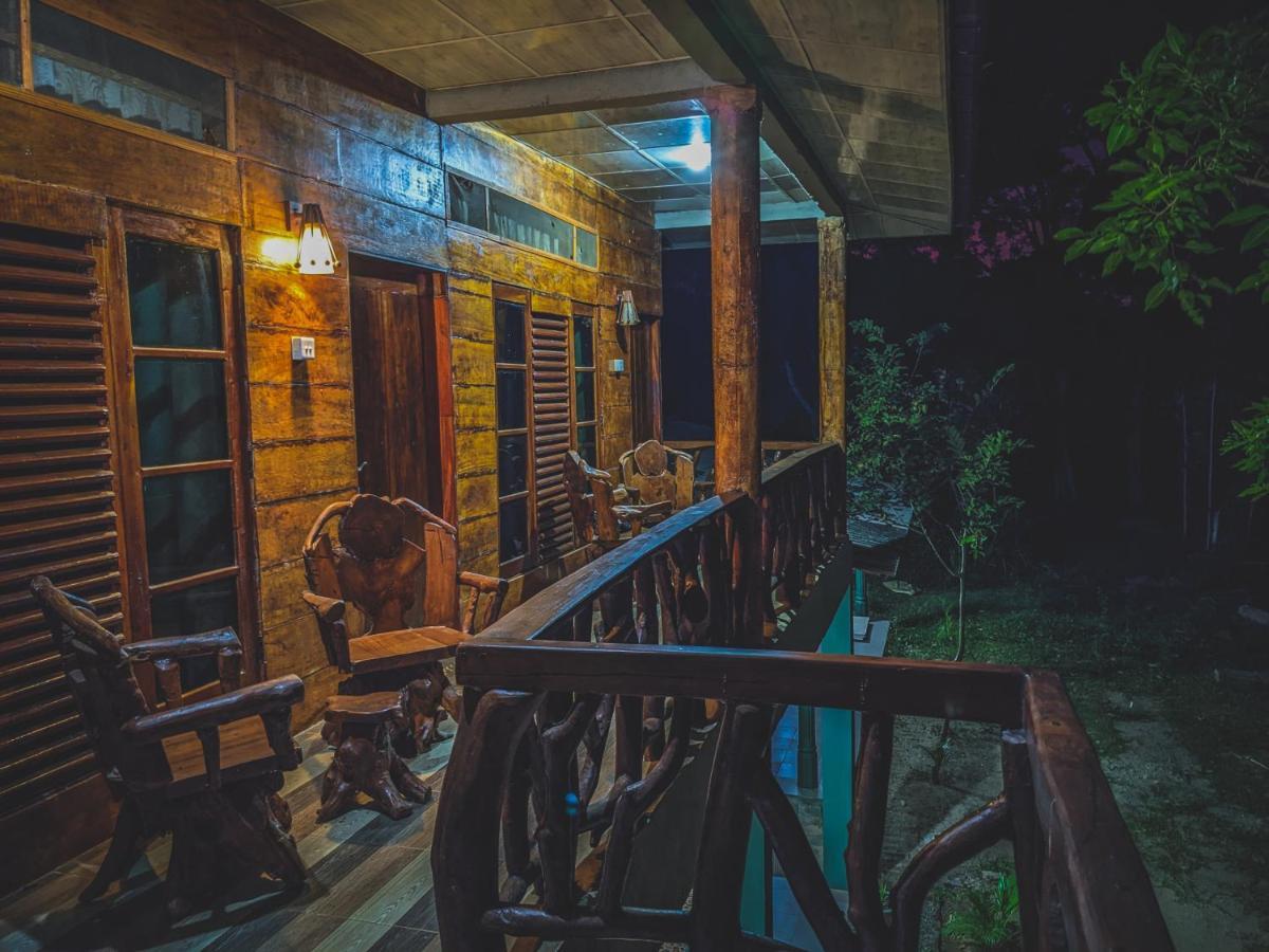 Choona Lodge 'View Of Sigiriya & Pidurangala With Sunrise' Exterior photo