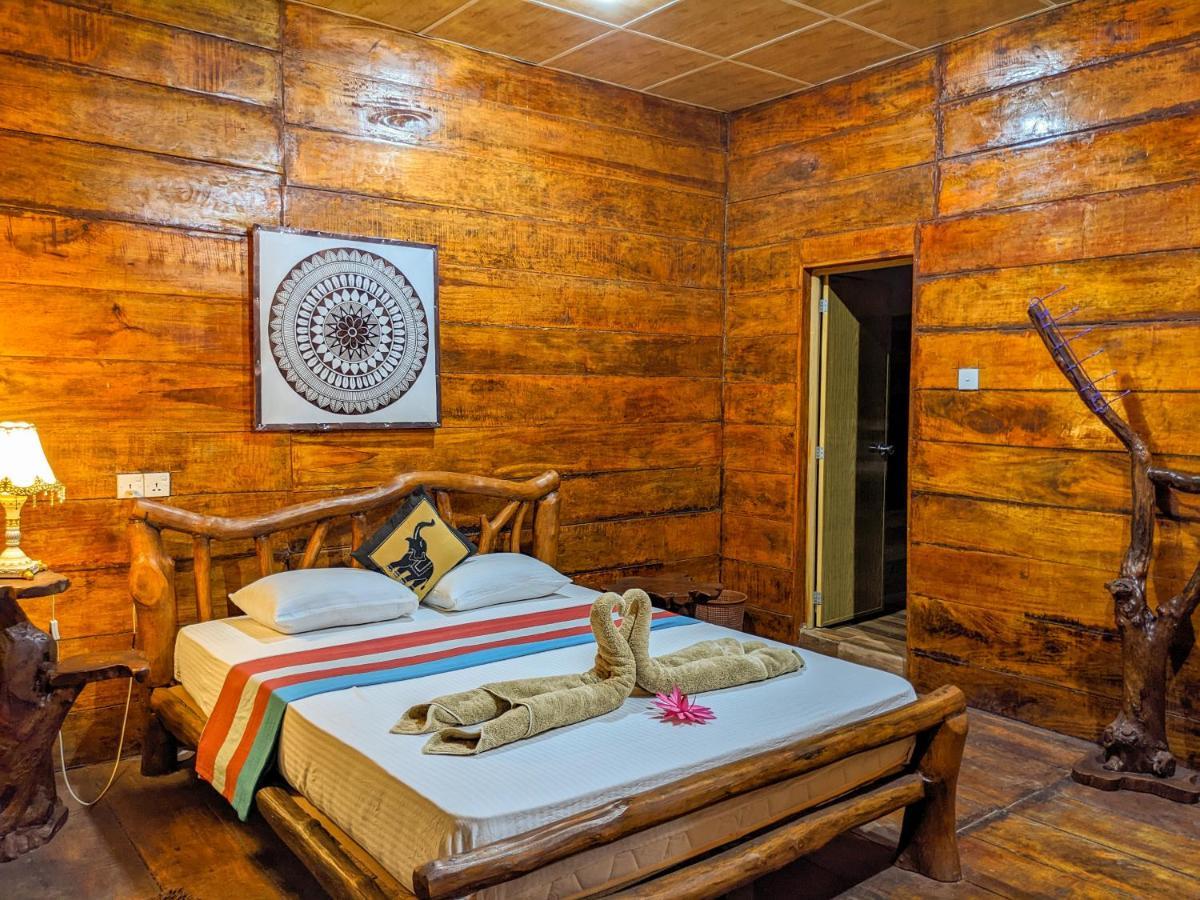 Choona Lodge 'View Of Sigiriya & Pidurangala With Sunrise' Exterior photo