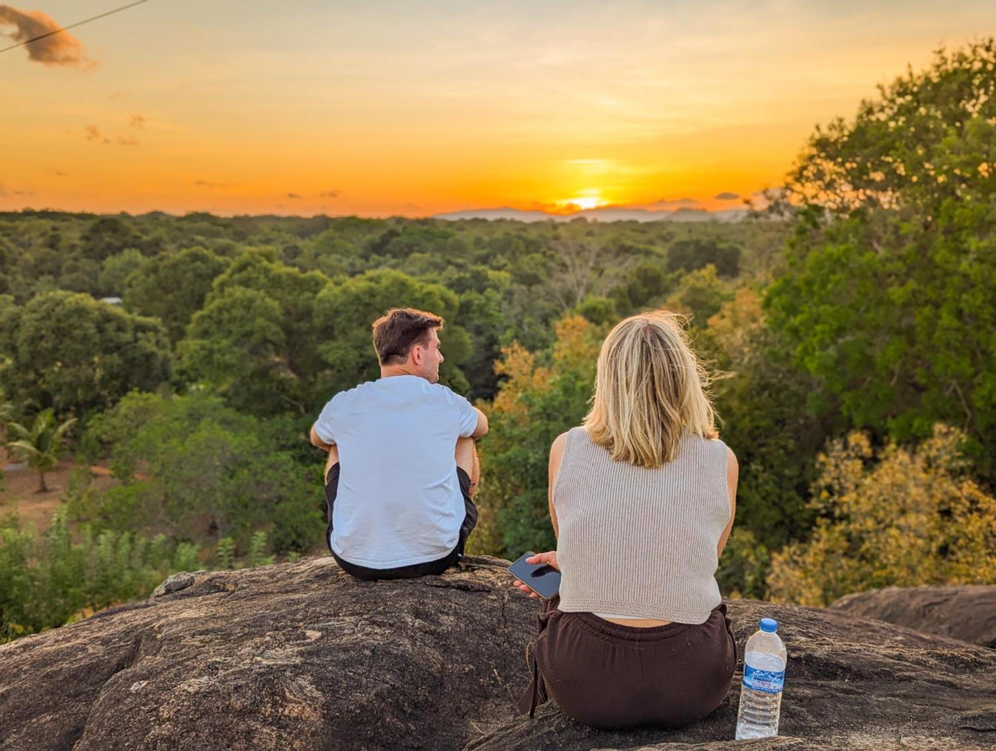Choona Lodge 'View Of Sigiriya & Pidurangala With Sunrise' Exterior photo