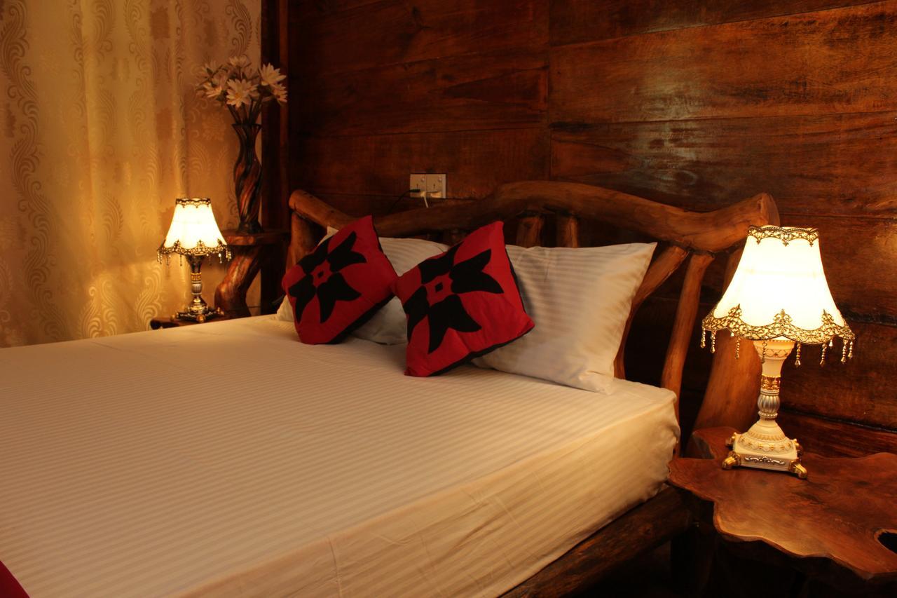 Choona Lodge 'View Of Sigiriya & Pidurangala With Sunrise' Exterior photo